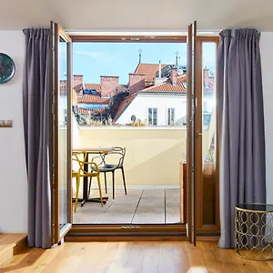  Apartamento Mordecai 12 By Adrez